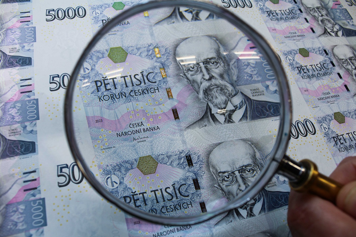 Нацбанк Чехії ввів в обіг нові банкноти 5000 крон: що робити зі старими ...